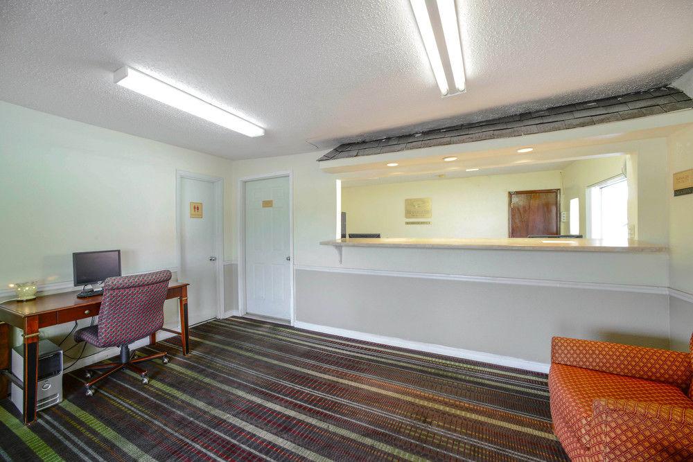 Econo Lodge Inn & Suites Carbondale Zewnętrze zdjęcie