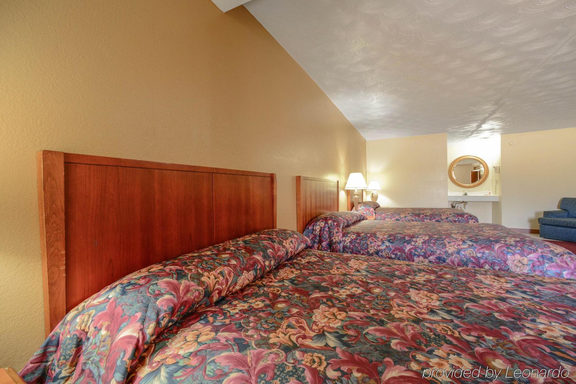 Econo Lodge Inn & Suites Carbondale Zewnętrze zdjęcie