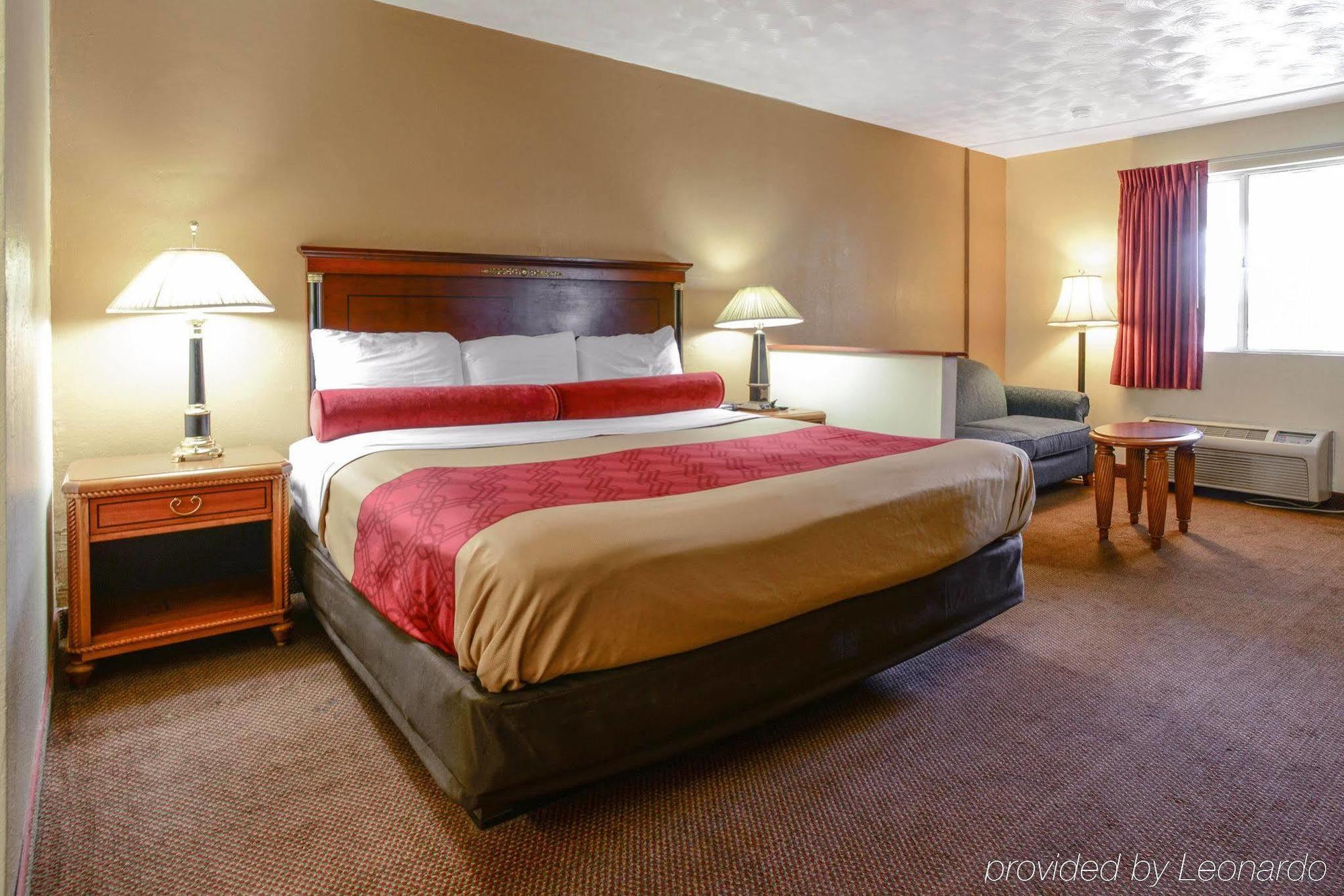 Econo Lodge Inn & Suites Carbondale Zewnętrze zdjęcie