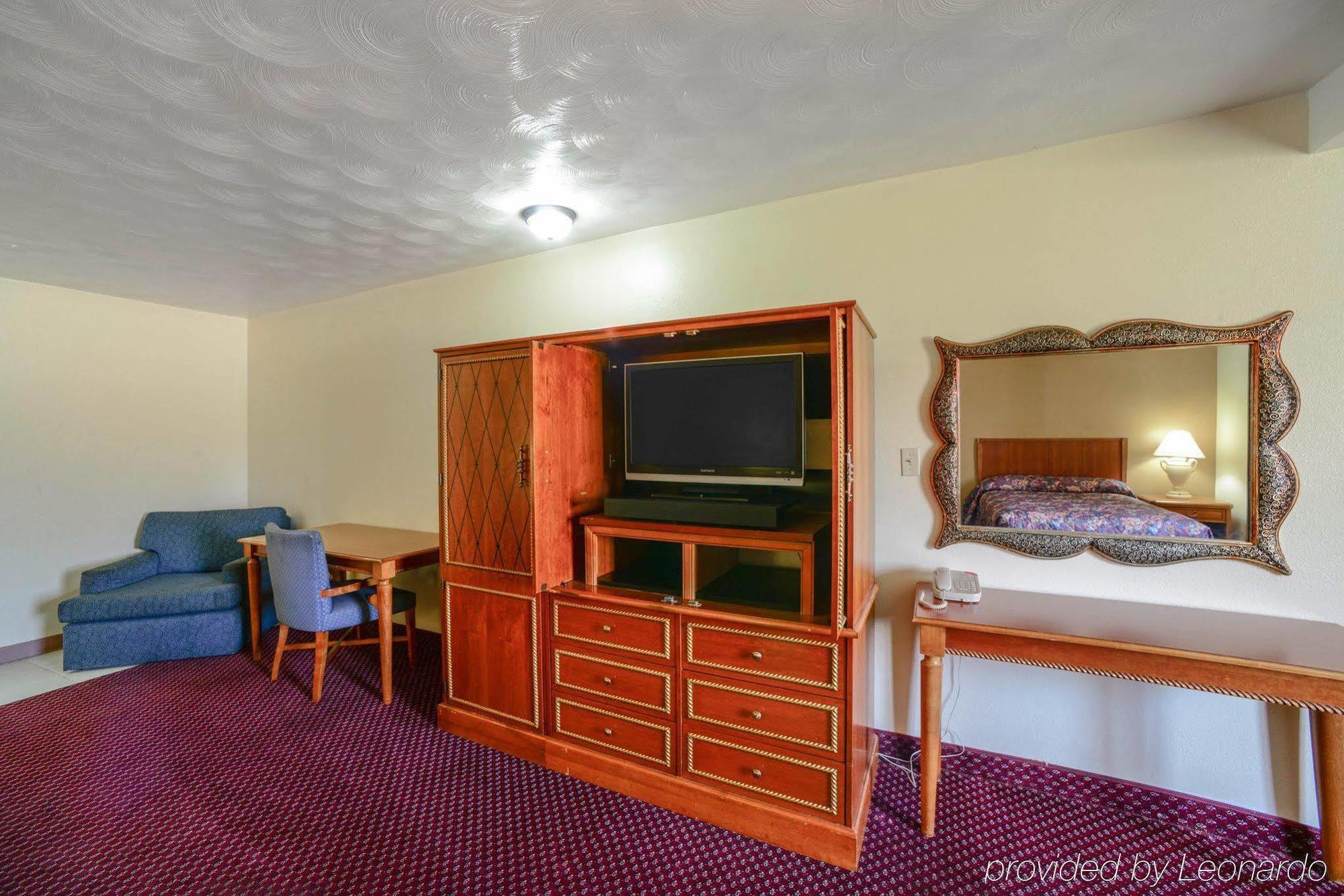 Econo Lodge Inn & Suites Carbondale Zewnętrze zdjęcie