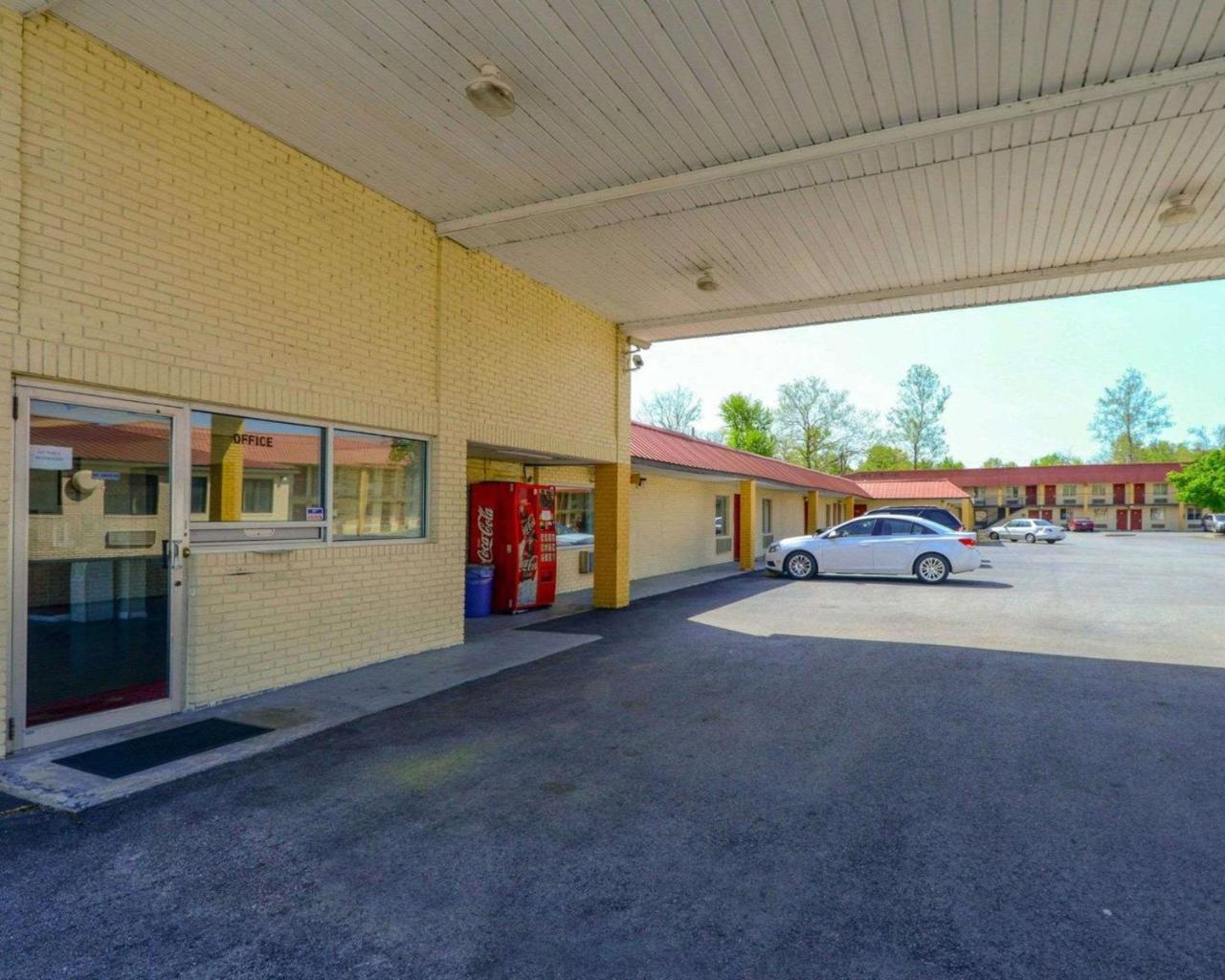 Econo Lodge Inn & Suites Carbondale Zewnętrze zdjęcie