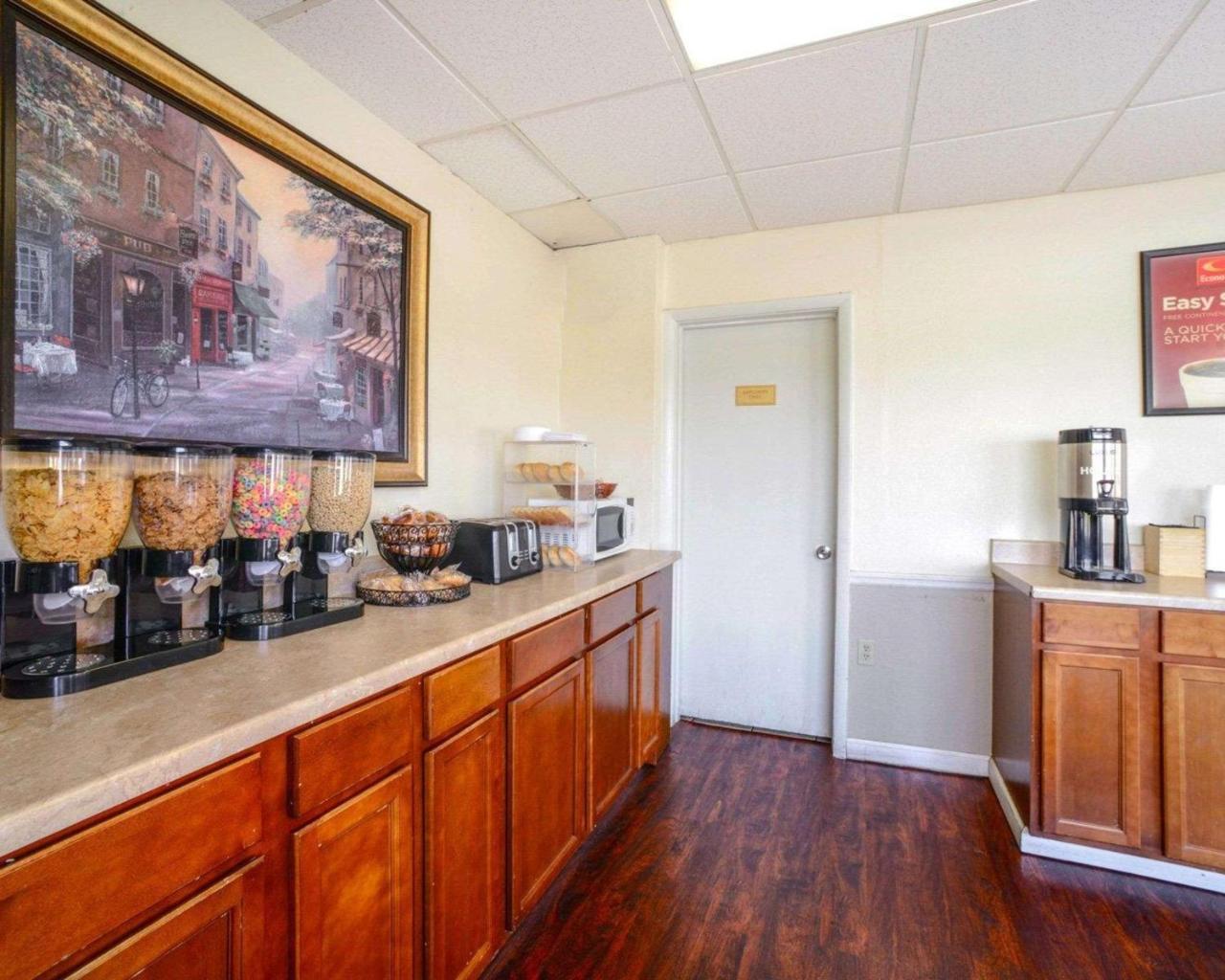 Econo Lodge Inn & Suites Carbondale Zewnętrze zdjęcie